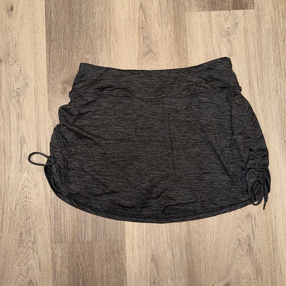 Kyodan Gray Athletic Skort Ruched Sides Built-In Shorts Girls Large